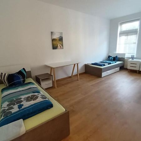 Rockys Ferienwohnung Mitte Markkleeberg Exteriör bild